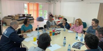 Reducerea riscului de abandon şcolar. Polițiștii Biroului Siguranța Școlară la sediul Serviciului Copil, Familie și Persoane cu Dizabilități