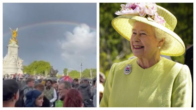 Ce a apărut pe cerul Londrei, la cinci minute după moartea Reginei Elisabeta a II-a