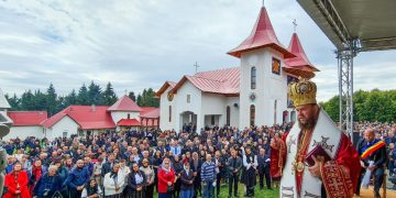 Hram la Mănăstirea Dumbrava din Protopopiatul Lăpuș