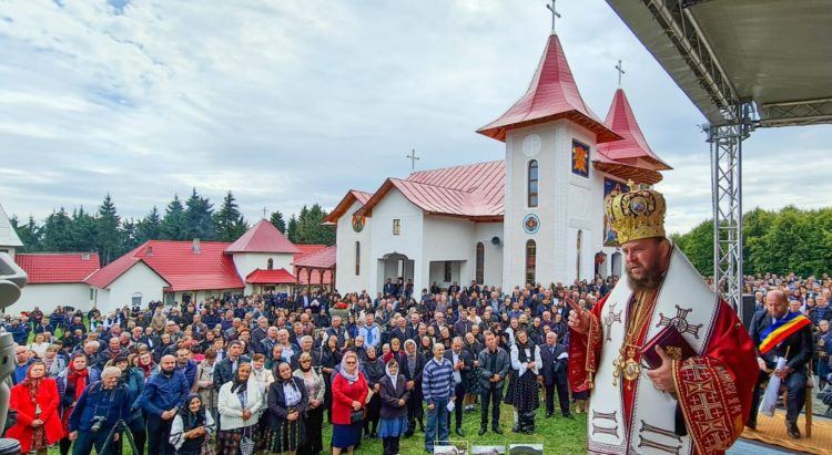 Hram la Mănăstirea Dumbrava din Protopopiatul Lăpuș