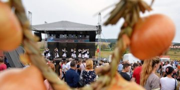 În weekend are loc Târgul Cepelor la Asuaju de Sus