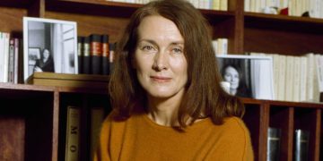 Și mai târziu e bine! Premiul Nobel pentru literatură merge anul acesta în Franța!