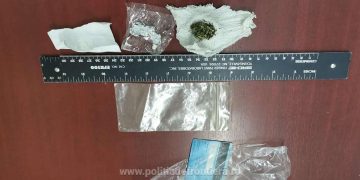Tineri descoperiți cu droguri în maşină, de poliţiştii de frontieră, în miez de noapte, la Ruscova