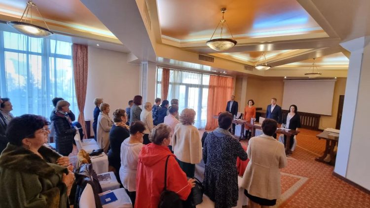 Festivitate dedicată membrilor SLI Maramureş care s-au pensionat în ultimul an școlar