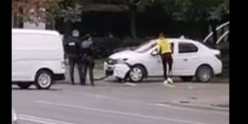 Accident pe Bulevardul Decebal din  Baia Mare. Video