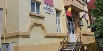 200 de euro, 100 kg de varză, trei baloți de paie și un porc. Aceasta este șpaga la ISJ Constanța pentru o notă de trecere la concursul de suplinitori