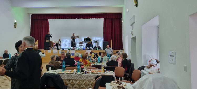 În Băiuț are loc Katalin Bal