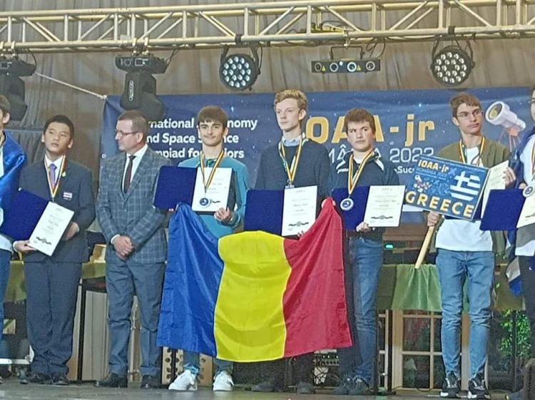 O nouă victorie internațională repurtată de lucaciști! Două medalii de argint la Olimpiada Internațională de Astronomie și Științe Spațiale pentru Juniori