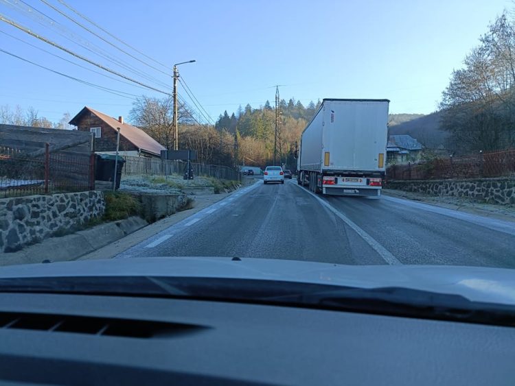 Maramureșul pe săniuță: Autoritățile au fost luate prin surprindere. NU NE MAI SUPRINDE!