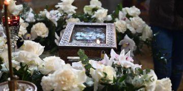 Un fragment din Brâul Maicii Domnului se află spre închinare în Baia Mare