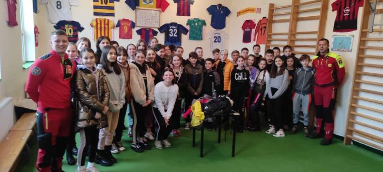 Acțiuni de educație montană în școlile din Maramureș