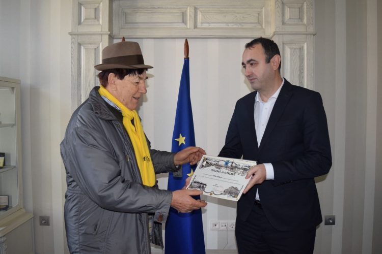 Rapsodul Pătru Bârlea, împlinește 50 de ani de activitate artistică