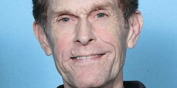 Kevin Conroy, ”vocea” personajului animat Batman, a murit la vârsta de 66 de ani
