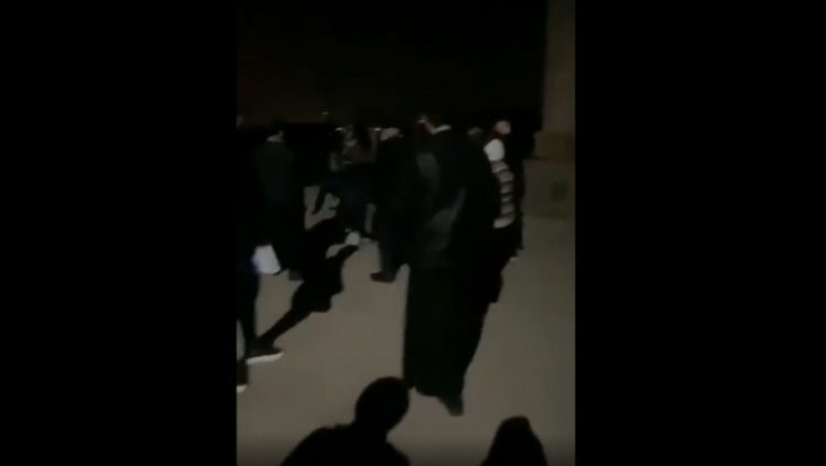 SE CERCETEAZĂ: Un preot ar fi lovit o femeie la o mănăstire