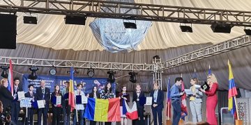 Performanţă. Doi elevi ai CN „Vasile Lucaciu” din Baia Mare, pe podium la Olimpiada Internațională de Astronomie și Științele Spațiului pentru Juniori