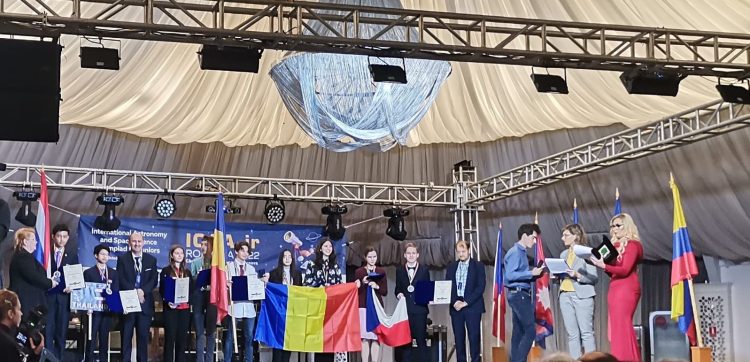 Performanţă. Doi elevi ai CN „Vasile Lucaciu” din Baia Mare, pe podium la Olimpiada Internațională de Astronomie și Științele Spațiului pentru Juniori