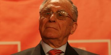 Nu e de glumă! Fostul președinte al României, Ion Iliescu, ar fi pe moarte