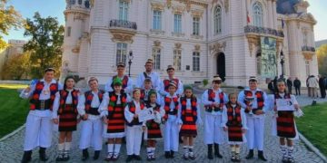 Ansamblul ”Mugurelul” din Sighetu Marmației a fost premiat la Concursul Internaţional de Folclor pentru copii şi tineret ”Maria Tănase”