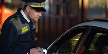 BMW căutat pentru confiscare, depistat în Petea. Au vrut să-l scoată din ţară cu numere de Slovacia