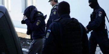 Caz halucinant în Maramureș: Polițist reținut pentru distrugere