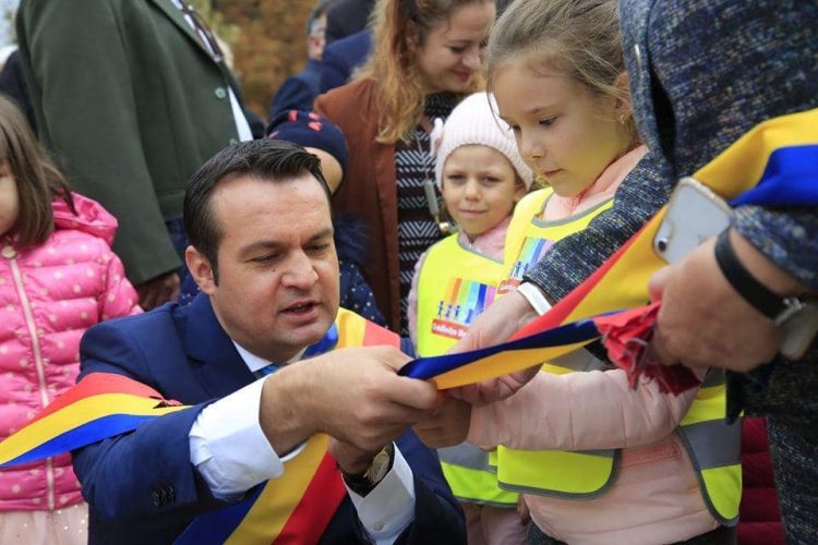 Întotdeauna, inclusiv de 1 Decembrie – Ziua Națională a României, onorez menirea pe care simt că o am pentru băimăreni și pentru Baia Mare, pentru români și pentru România!