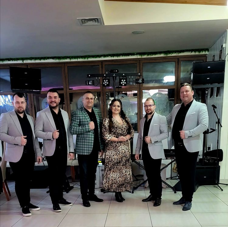 Balul Bobotezei, distracţie la Căminul Cultural din Ilba