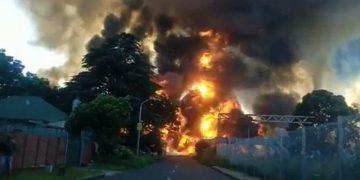 Cel puţin nouă morţi şi 40 de răniţi în Africa de Sud, în explozia unui camion plin cu GPL