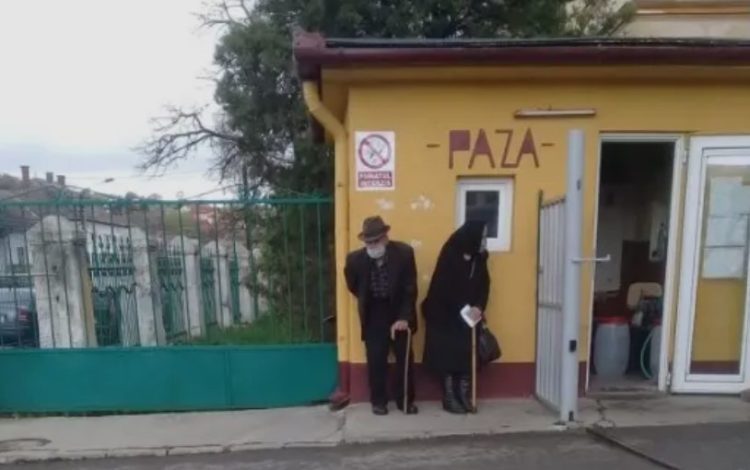 NE OMOARĂ CU ZILE: Ce se mai întâmplă în spitalele din țară? EDITORIAL