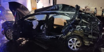 Doi morți și un rănit după coliziunea dintre un TIR și o mașină