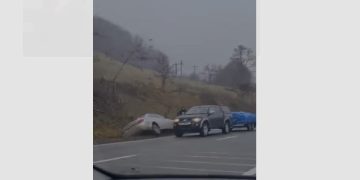 Accident în Pasul Mesteacăn. Duminică nefastă pentru șoferii maramureșeni. VIDEO
