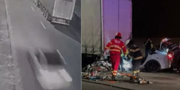 Imagini cu momentul în care o mașină se izbește de un TIR. Doi tineri, de 19 și 22 de ani, au murit pe loc