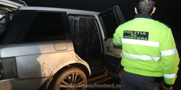 Mașină încărcată cu 13.500 pachete țigări descoperită la Săpânţa