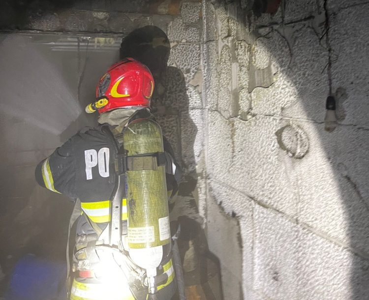 Victima exploziei din Târgu Lăpuș a decedat. Doi copii au rămas fără mămica lor