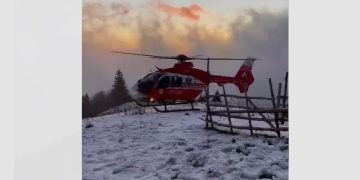 Două elicoptere SMURD au intervenit pentru salvarea cetățenilor ucrainieni