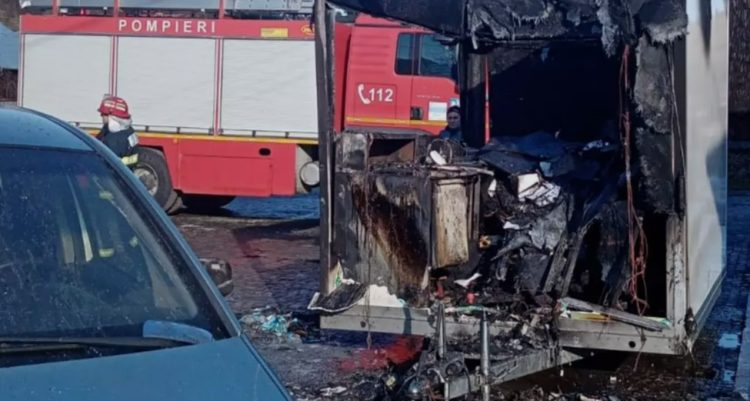 Fetiță de 3 ani, printre răniții în explozia unei rulote de fast food din Botiza