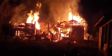 O familie din Berința a rămas fără gospodărie chiar în seara de Anul Nou