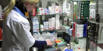 Farmaciile rămână fără medicamente esențiale. Farmaciștii: „Avem înlocuitori”