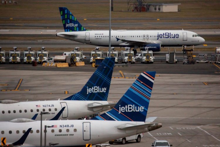 De necrezut: Toate zborurile din SUA au fost anulate din cauza unei erori a Administrației Federale a Aviației