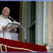 Papa Francisc apreciază că cei care incriminează homosexualitatea ”greşesc”, într-o scrisoare publicată pe un site catolic LGBT