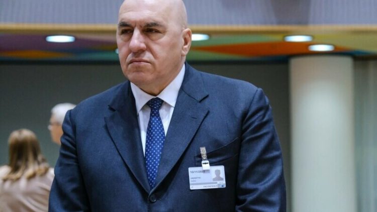 Ministrul italian al Apărării: Dacă tancurile rusești intră în Kiev, începe al Treilea Război Mondial