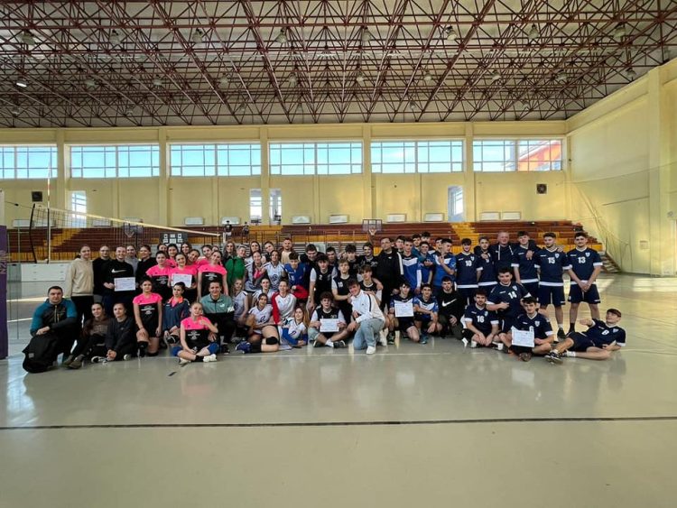 Târgu Lăpuș a găzduit etapa județeană a ONSS de VOLEI. Campionii sunt elevii de la „Lucaciu”