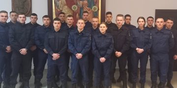 19 elevi jandarmi fac practică la Jandarmeria Maramureș