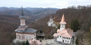 Programul liturgic în prima săptămână din Postul Paştilor, la Mănăstirea “Sfânta Ana” Rohia