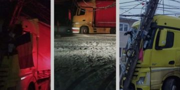 Accident grav aseară în Maramureș: șoferul unui autotren a lăsat un oraș fără electricitate