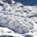 Trei persoane surprinse de o avalanşă pe Vârful Prislop