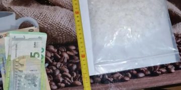 Captură impresionantă: Vindea droguri elevilor băimăreni, dar mascații i-au venit de hac