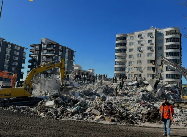 Ultimele cifre din Turcia și Siria. Peste 20.000 de oameni au murit. Căutările pentru supraviețuitori continuă