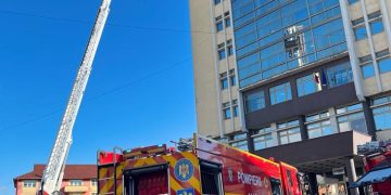 Exercițiu al pompierilor băimăreni la sediul județean al Agenției Naționale de Administrare Fiscală