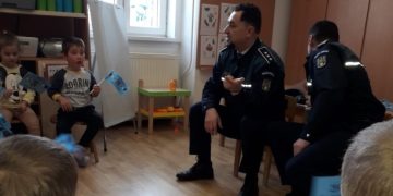 Pentru o zi polițist… la Grădinița “Ion Creangă” din Baia Mare