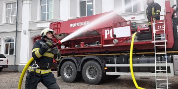 ISU Maramureş are un utilaj nou pentru lupta cu incendiile